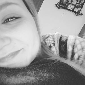 Meet your Posher, Cassandra