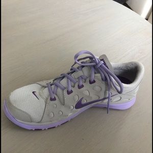NEW purple nike