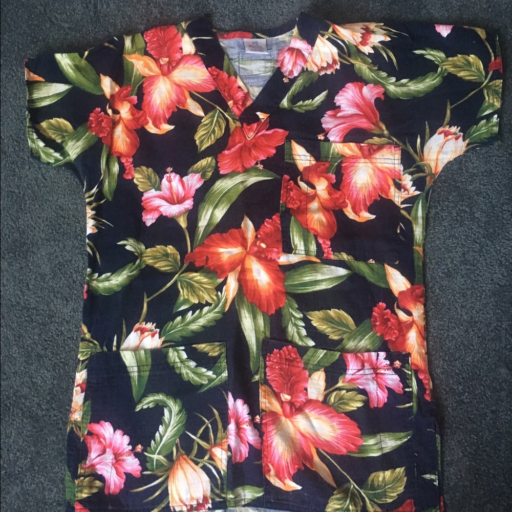 Scrub Top Short Sleeve