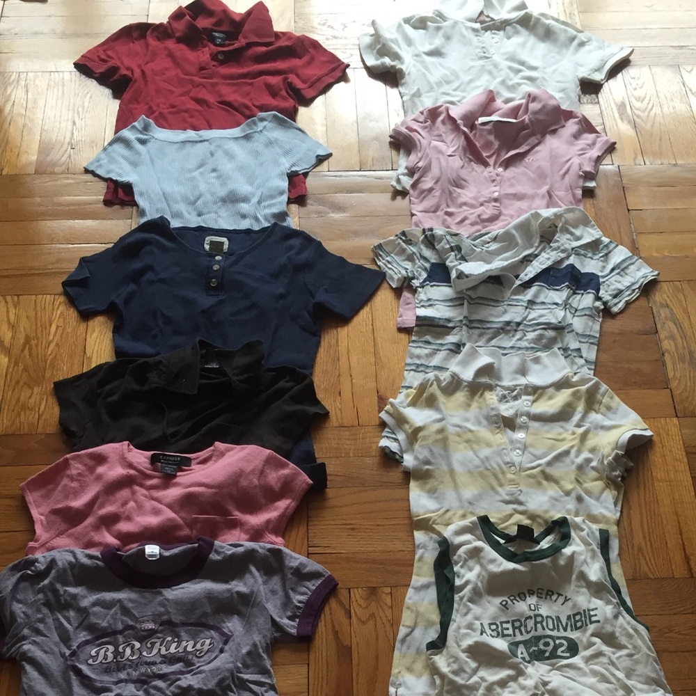 Bundle of short sleeve shirts