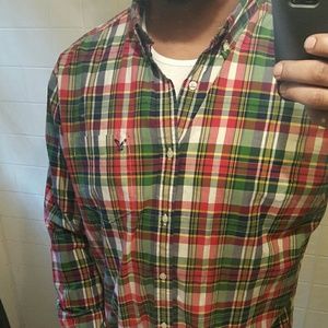American Eagle Button up