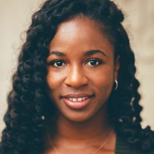 Meet your Posher, Ify