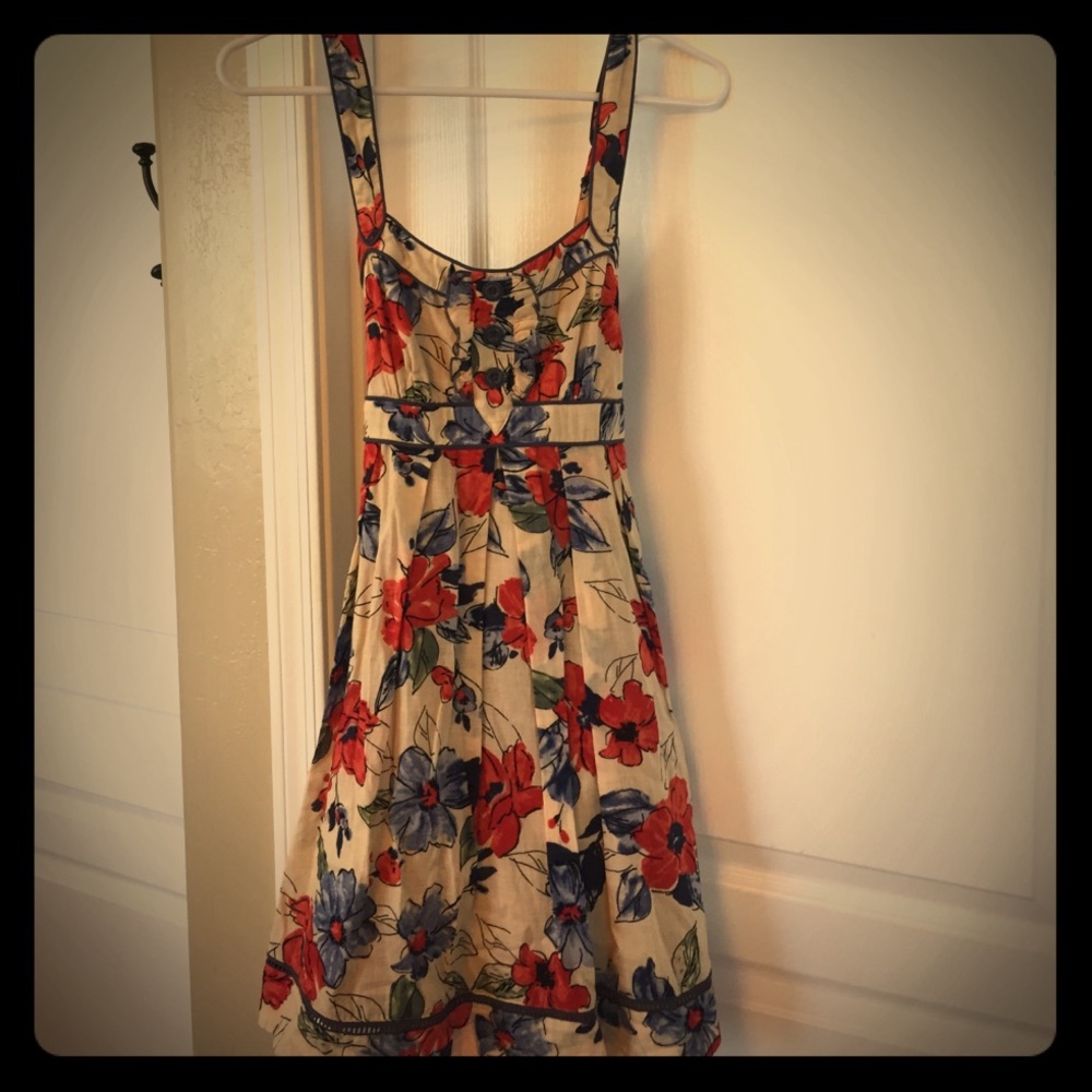 Jessica Simpson🌹Dress