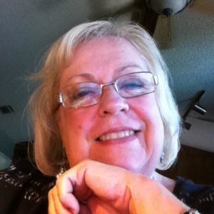 Meet your Posher, Deborah