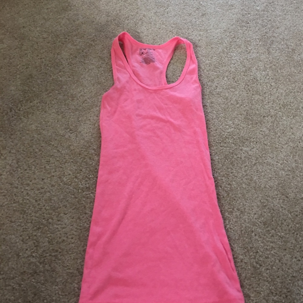 Pink razorback tank
