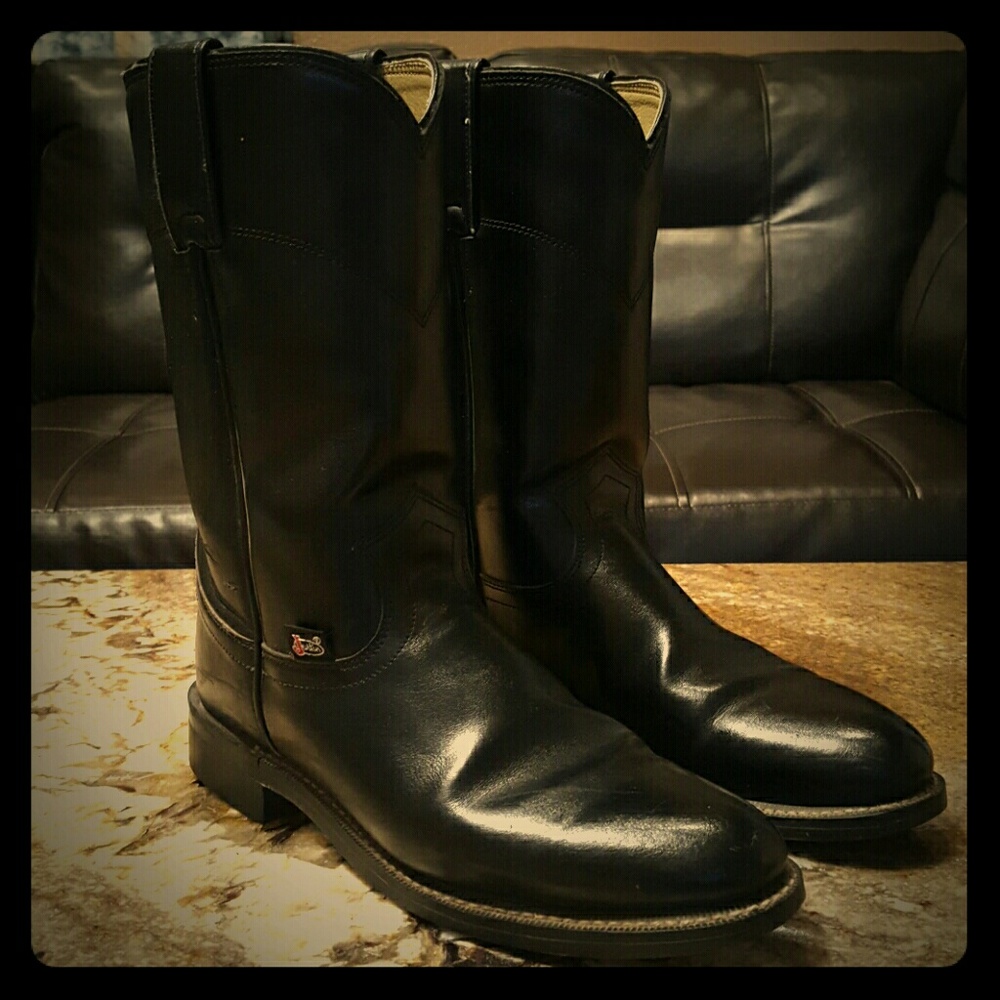 Justin Cowboy Boots