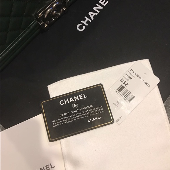 Chanel forest green leather purse - Picture 3 of 4