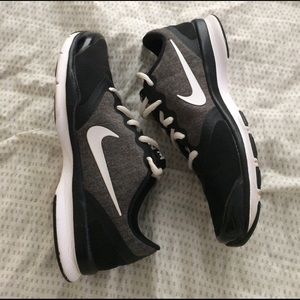 ⚡️PRICE REDUCED⚡️ Nike TR 4 Training Shoes