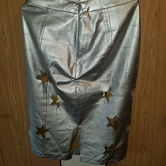 Silver metallic skirt - Picture 2 of 2