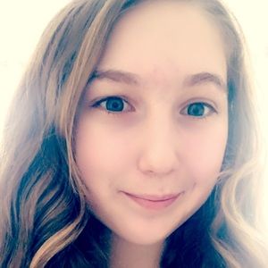 Meet your Posher, Addie