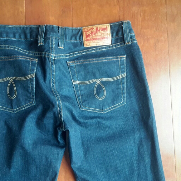 Lucky Brand Jeans, Lola Boot Cut, size 10 - Picture 5 of 6