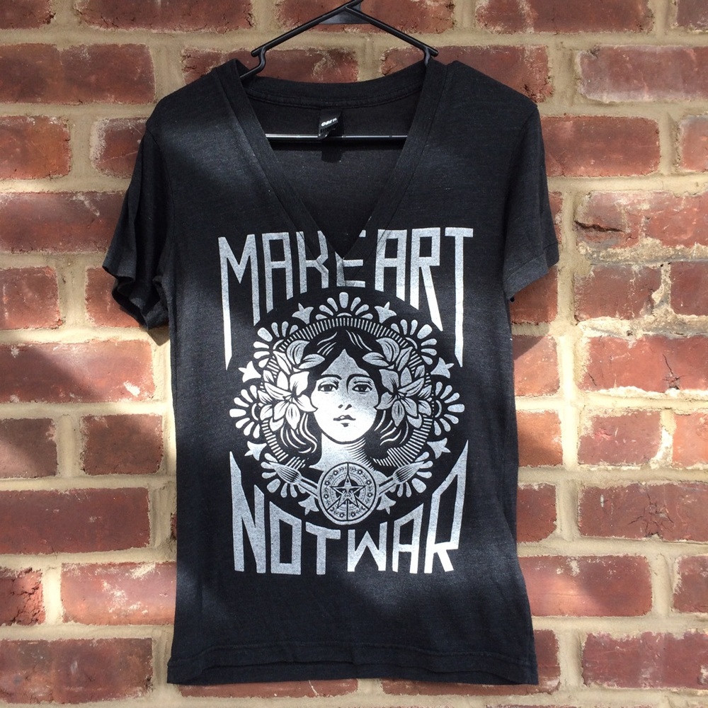 OBEY Charcoal Black V-Neck Graphic T-Shirt SZ SM