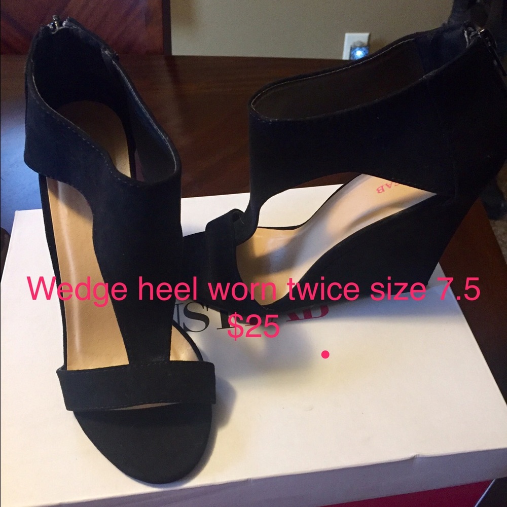 Zipper back wedges