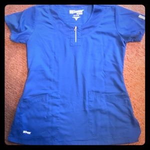 Grey's Anatomy active scrub top size M