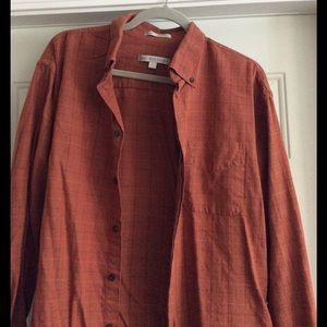 Men's long sleeve dress shirt