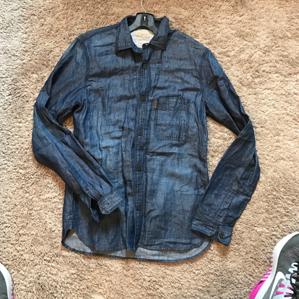 Burberry Brit Button up top