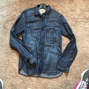 Burberry Brit Button up top