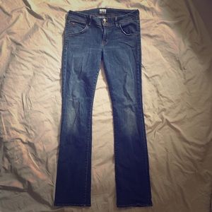 Hudson Jeans Beth baby boot, size 30