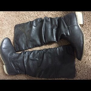 Cathy Jean blk leather boots size 6