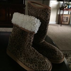 MISS ME Leopard boots SIZE 9 (NWOT)