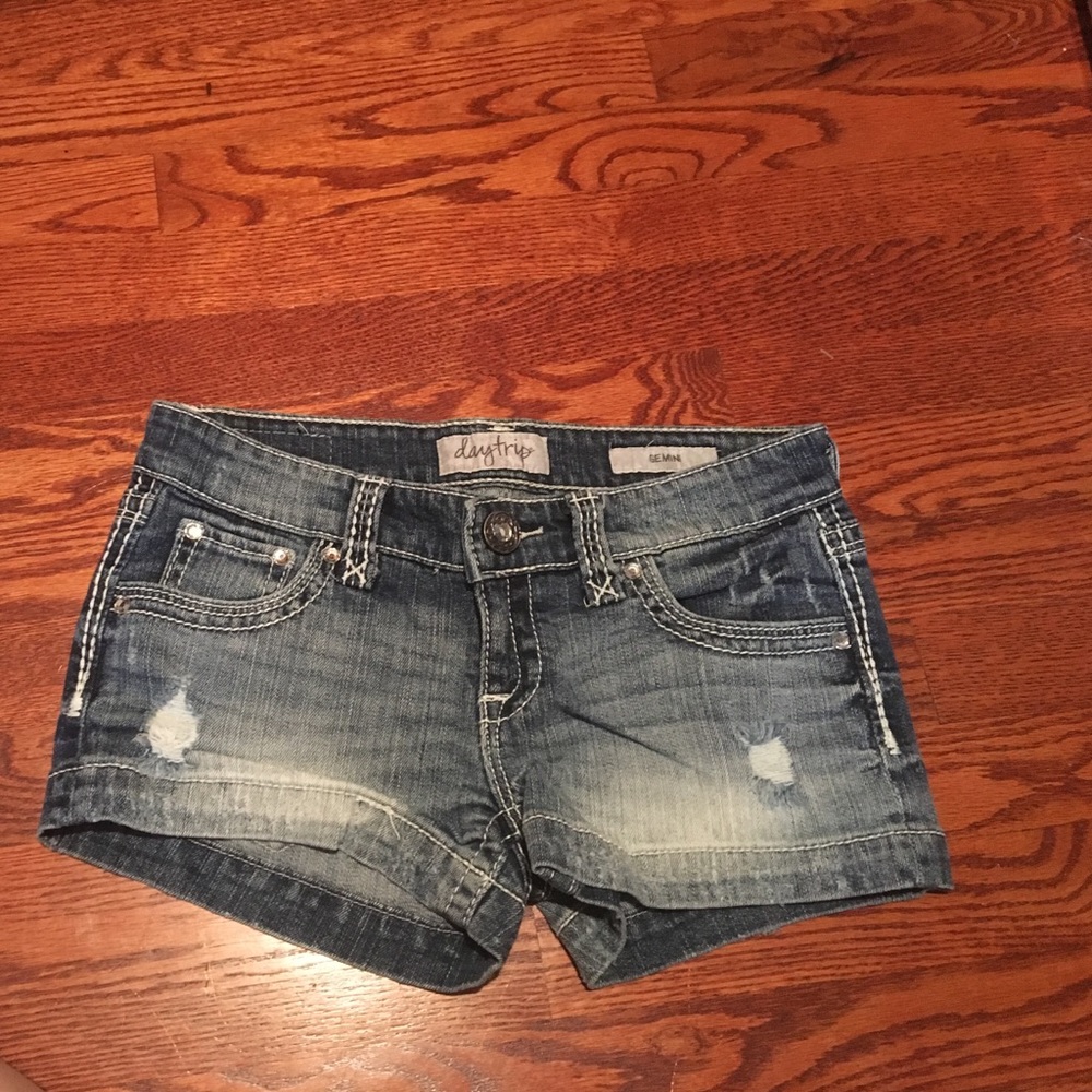 Day trip shorts