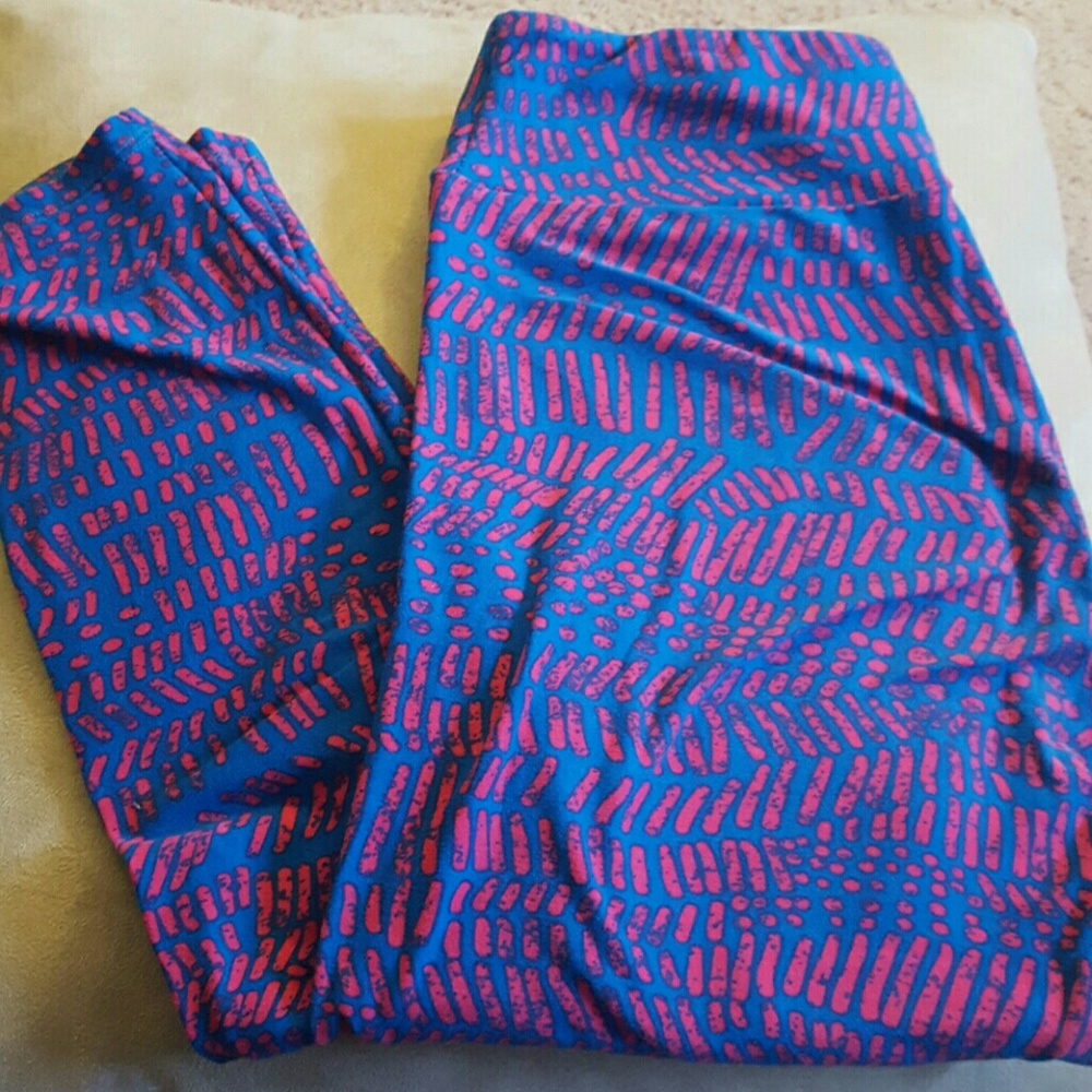 LuLaRoe OS Cobalt and Magenta leggings