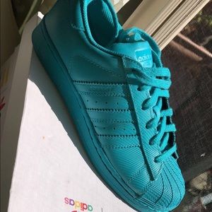 Adidas x Pharrell Williams Superstar