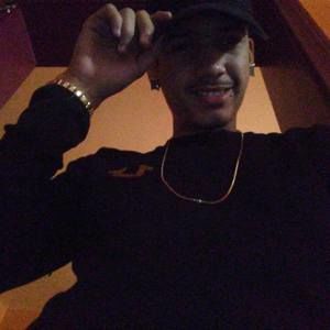 Meet your Posher, Edgardo