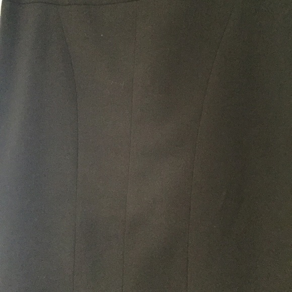 The Limited | Perfect Pencil Skirt - Picture 4 of 4