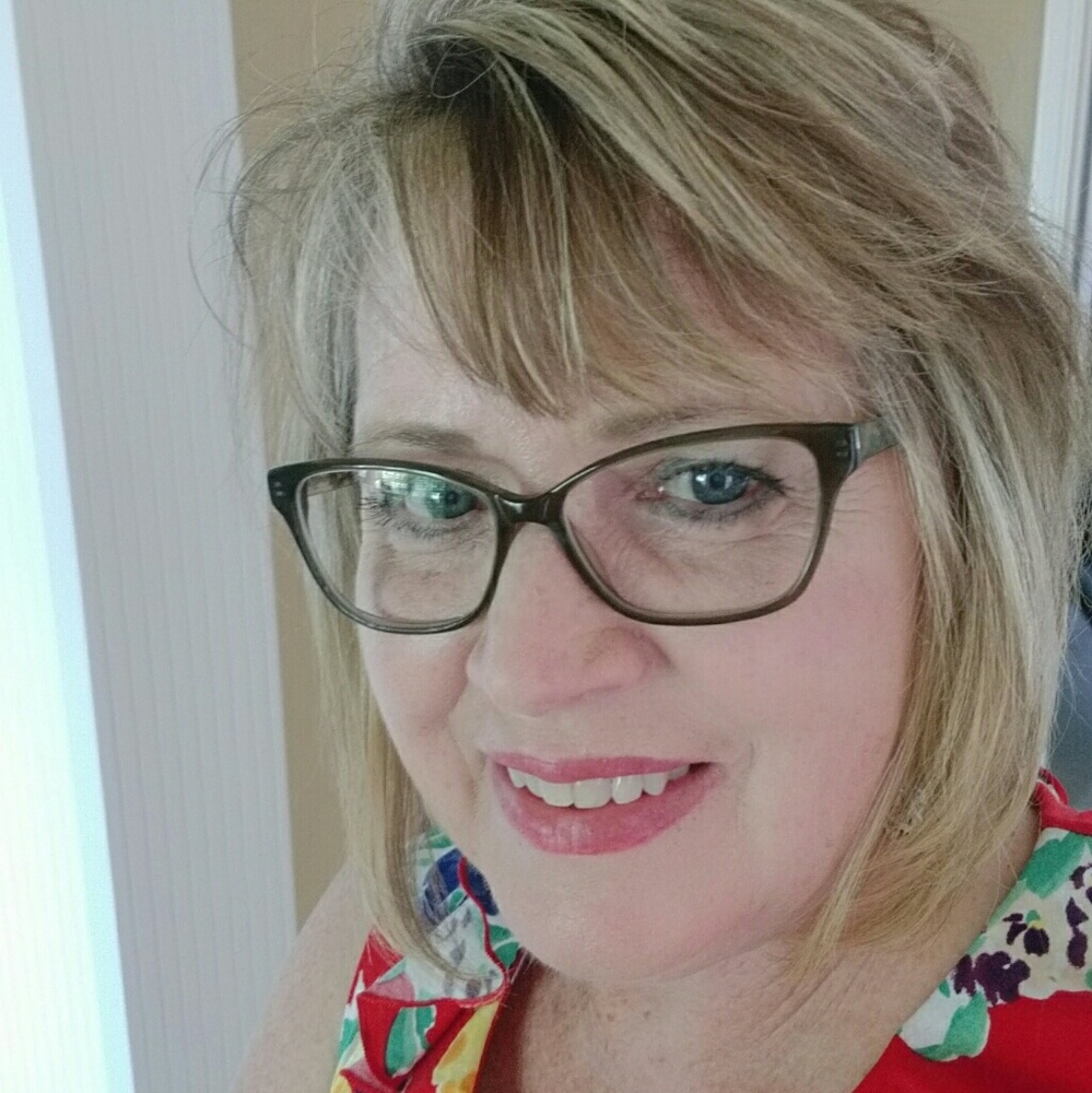 Meet your Posher, Sharon