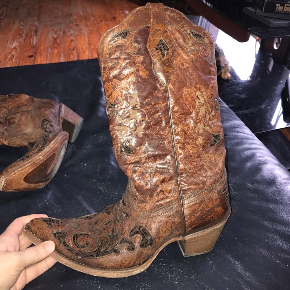 NWOT Carrol boots