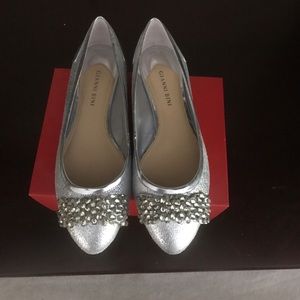 Gianni Bini jeweled flats