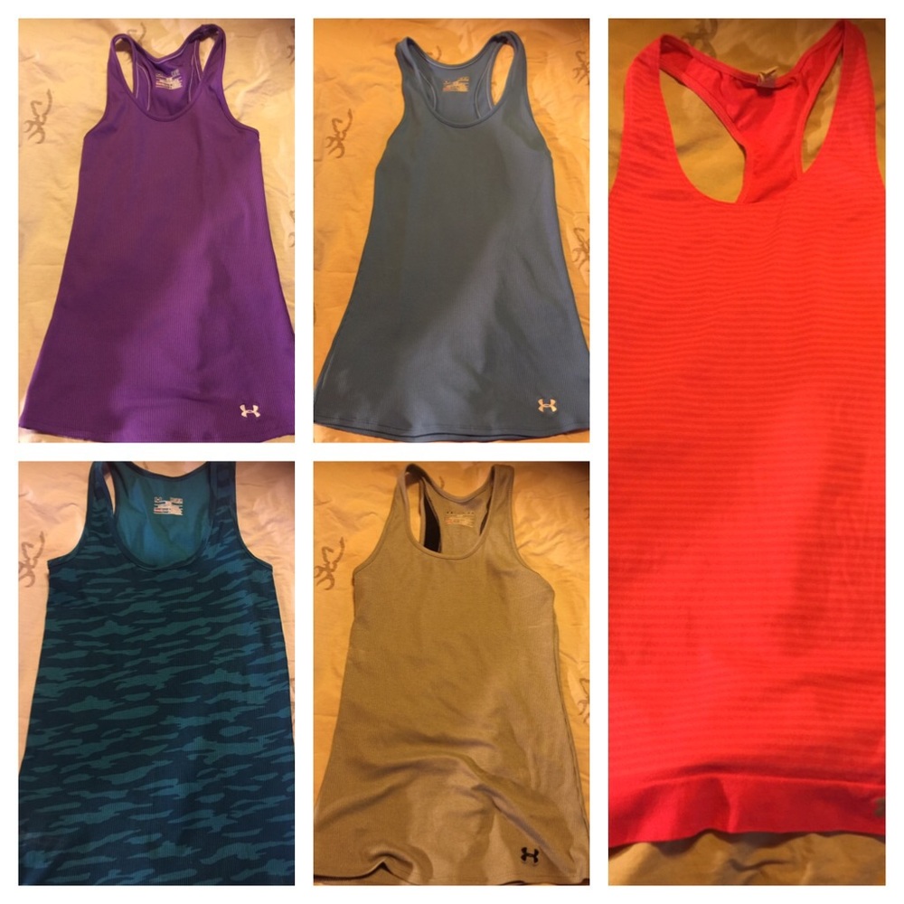 5 Under Armour fitted tanks 4 mediums and 1 small