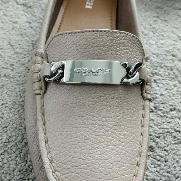 🎀Coach Pebbled Leather Loafers - Picture 3 of 5