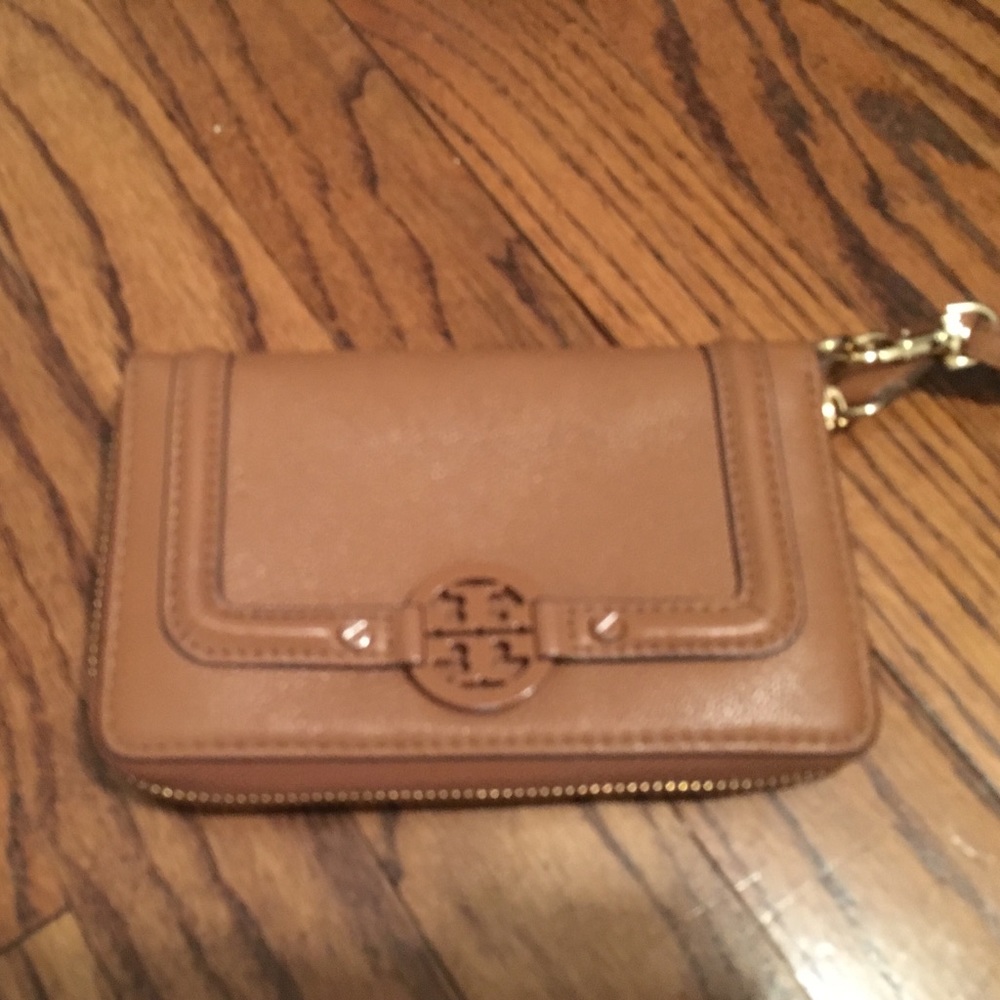 Tory Burch Wristlet