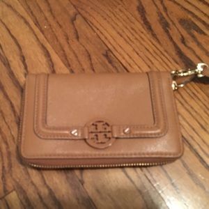 Tory Burch Wristlet
