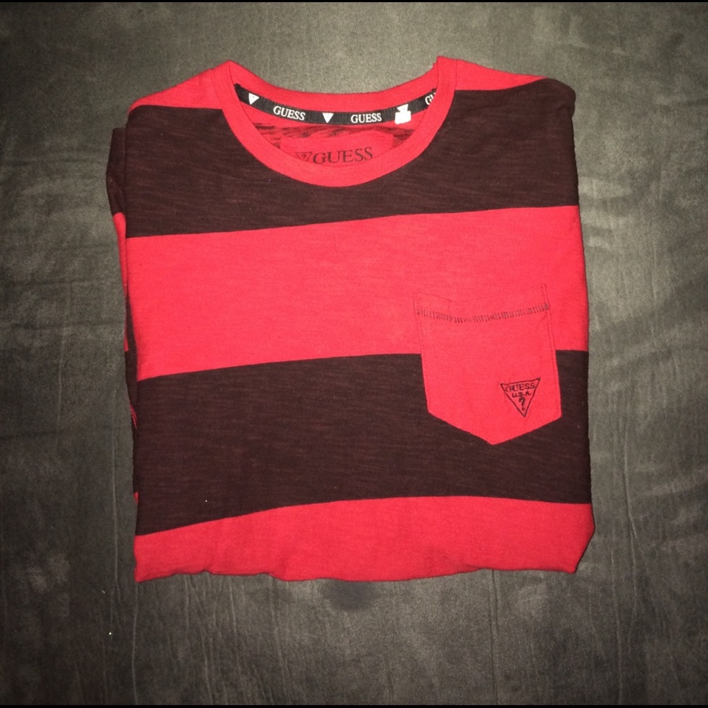 GUESS tee