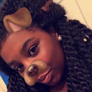 Meet your Posher, Angelica