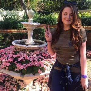 Meet your Posher, Samantha