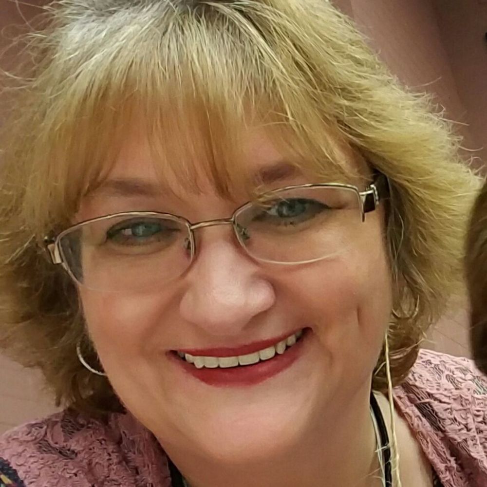 Meet your Posher, Deanna