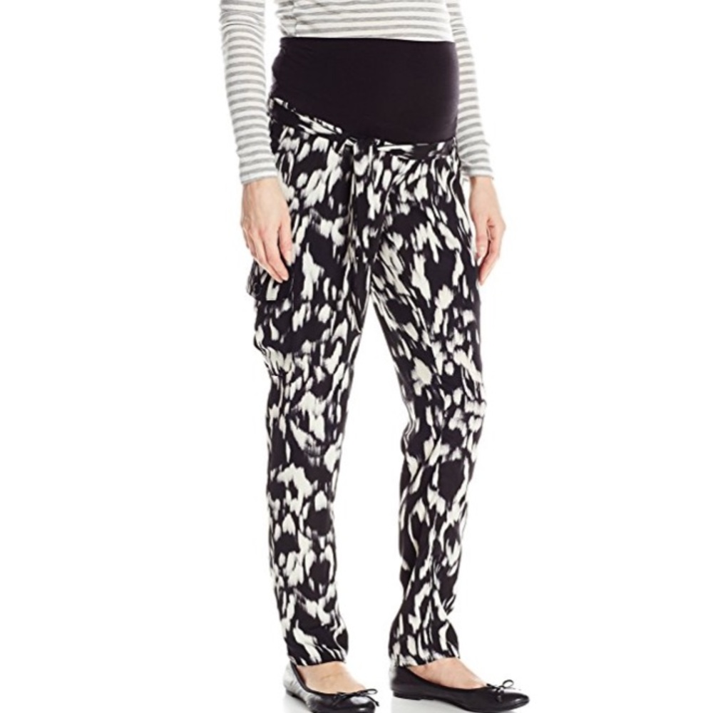 Jules & Jim Maternity Rayon Cargo Pants