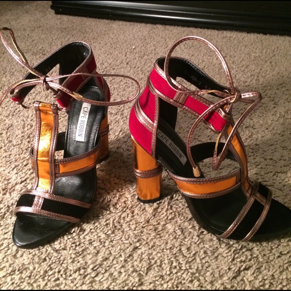 Fashion nova heels