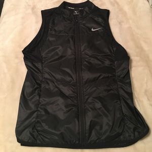 NWT Black Light Weight Nike Vest