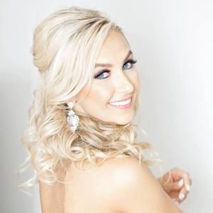 Meet your Posher, Sasha