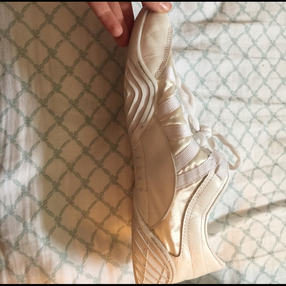 Infinity Evolution Cheer Shoes - Picture 5 of 7