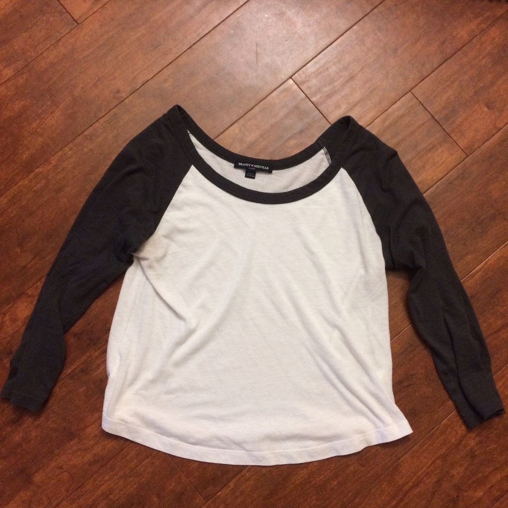 Brandi Melville 3 quarter sleeve