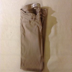 Khaki Hollister Skinny Jeans