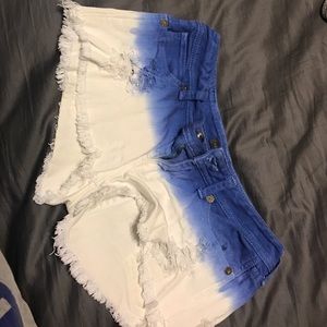 Kendall & Kylie Dip Dyed shorts