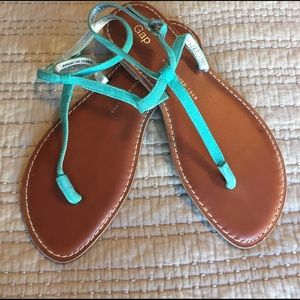 Gap strappy sandal size 8