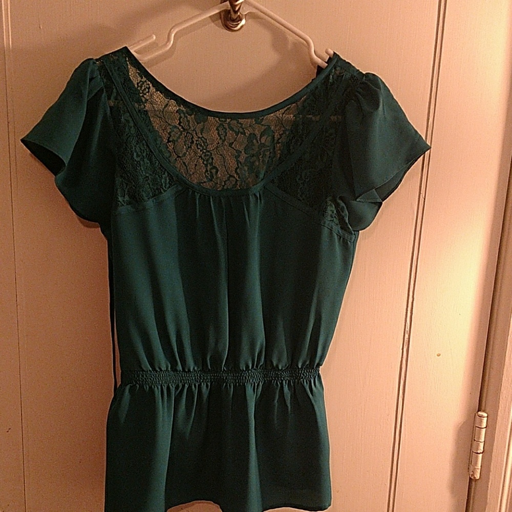 Forever 21 Emerald green peplum open back blouse